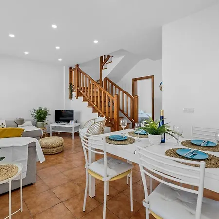 Home2book Stunning Terrace & Bbq House Playa Honda Ferienhaus Playa Honda (Lanzarote)