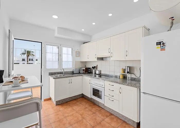 Home2book Stunning Terrace & Bbq House Playa Honda * Playa Honda (Lanzarote)