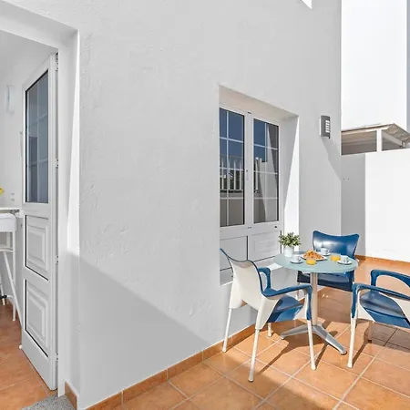 Home2book Stunning Terrace & Bbq House Playa Honda 플라야 온다