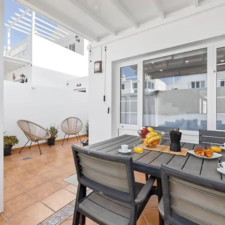 Hébergement de vacances Home2book Stunning Terrace & Bbq House Playa Honda