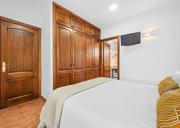 Home2book Stunning Terrace & Bbq House Playa Honda 플라야 온다