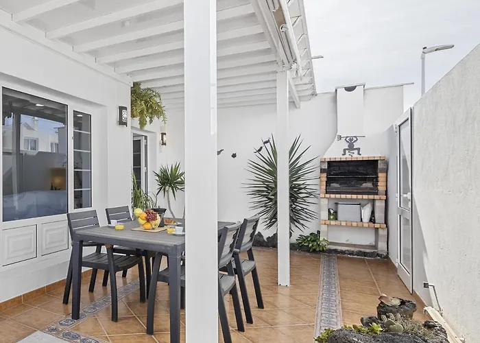 Vakantiehuis Home2book Stunning Terrace & Bbq House Playa Honda