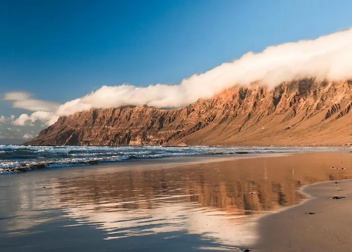 Vakantiehuis Home2book Stunning Terrace & Bbq House Playa Honda Playa Honda (Lanzarote)